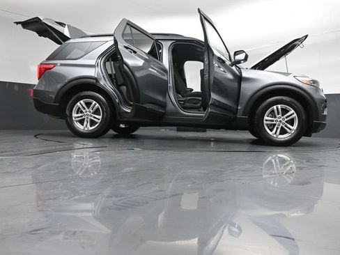 Certified 2022 Ford Explorer XLT w/ Class IV Trailer Tow Package AWD/4WD image 52