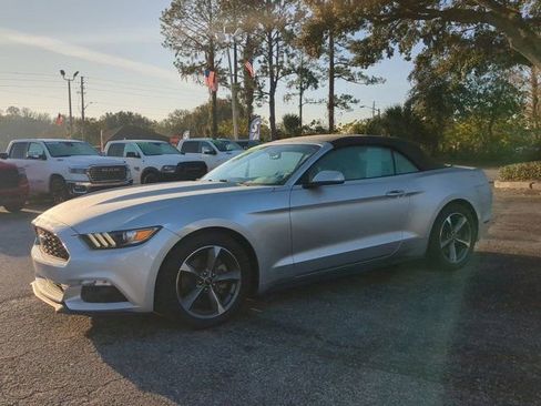 Used 2015 Ford Mustang Convertible w/ Equipment Group 051A image 8