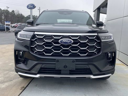 New 2026 Ford Explorer Platinum image 9