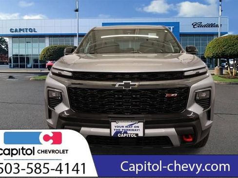 Used 2024 Chevrolet Traverse Z71 w/ LPO, Floor Liner Package image 9