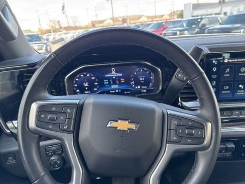 Used 2025 Chevrolet Silverado 1500 LT w/ Work Truck Package AWD/4WD image 19