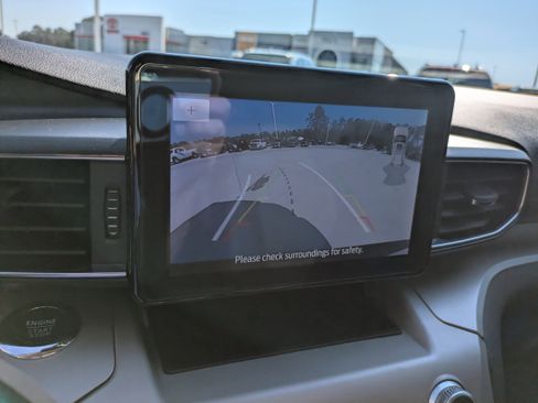 Used 2023 Ford Explorer XLT w/ Equipment Group 202A image 24