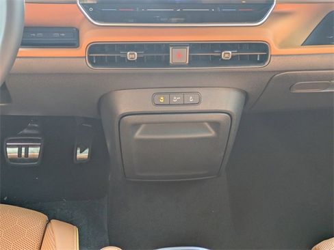 New 2025 Volkswagen ID. Buzz Pro S image 21