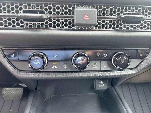 Used 2025 Honda HR-V Sport image 18