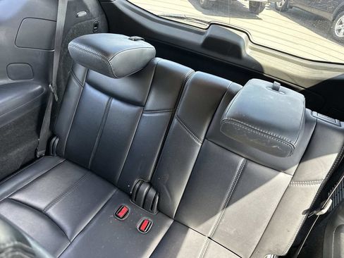 Used 2019 Nissan Pathfinder SL FWD image 13