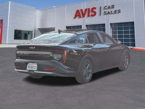 Used 2025 Kia K4 LXS image 7