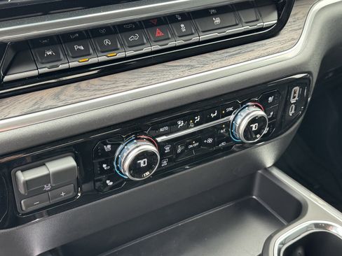 New 2026 GMC Sierra 1500 SLT RWD image 19