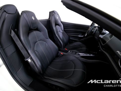 Used 2022 Ferrari F8 Tributo RWD image 20