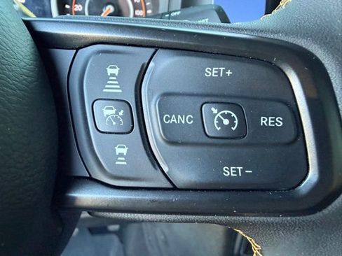 Used 2024 Jeep Wrangler Willys image 15