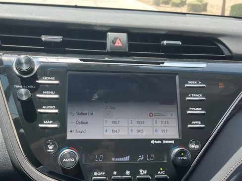 Used 2020 Toyota Camry XLE w/ Carpet Mat Package FWD image 18