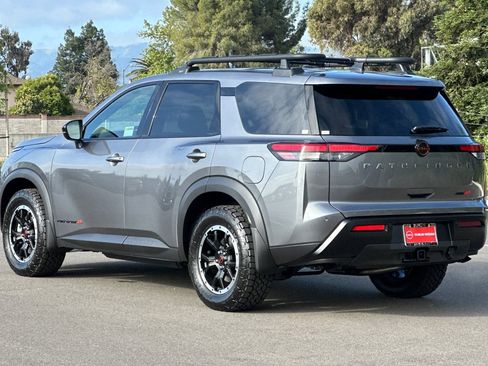 New 2026 Nissan Pathfinder Rock Creek AWD/4WD image 6