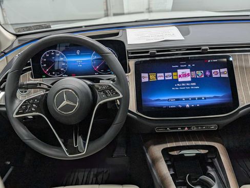 Certified 2026 Mercedes-Benz E 350 4MATIC Sedan image 5