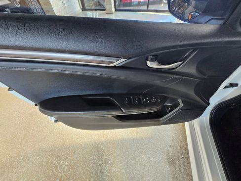 Used 2021 Honda Civic EX-L image 28