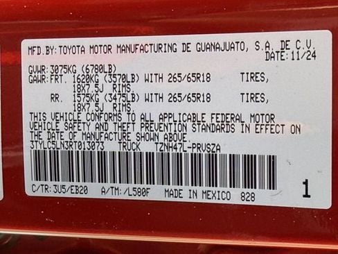 Used 2024 Toyota Tacoma Limited AWD/4WD image 33