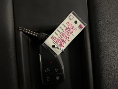 Certified 2024 GMC Sierra 1500 SLT image 22