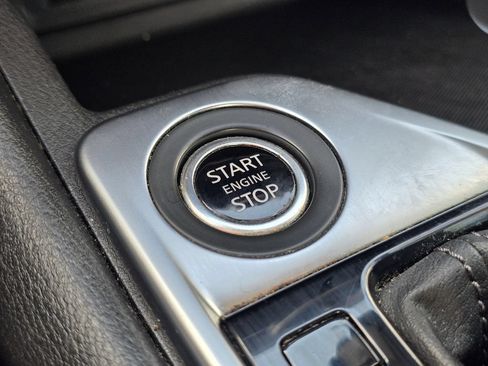 Used 2024 Nissan Sentra SV FWD image 16