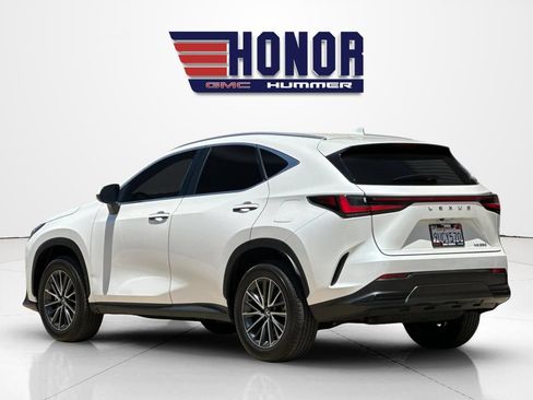 Used 2025 Lexus NX 250 FWD w/ Premium Package image 6
