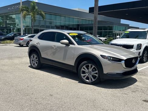 Used 2023 MAZDA CX-30 AWD 2.5 S w/ Premium Package image 2