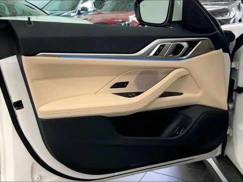 Used 2025 BMW i4 eDrive40 w/ Parking Assistance Package RWD image 10