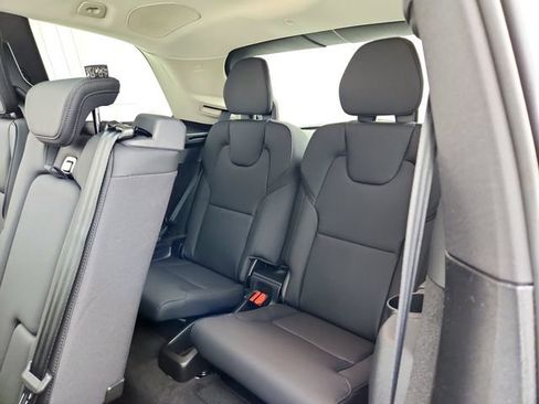 New 2025 Volvo XC90 B6 Plus w/ Protection Package Premier image 29