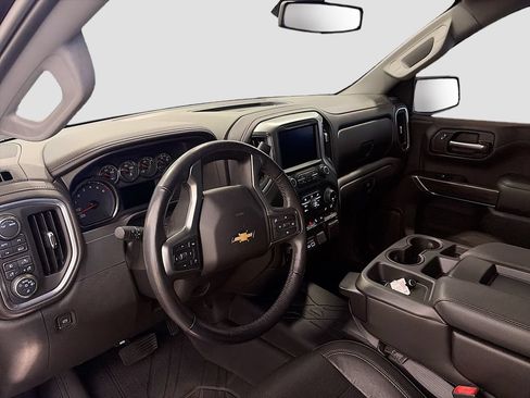 Used 2020 Chevrolet Silverado 1500 LTZ AWD/4WD image 7