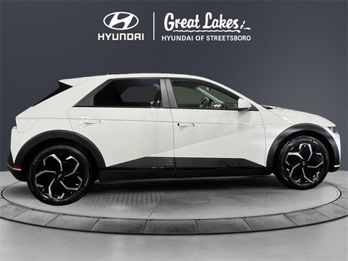 Used 2024 Hyundai Ioniq 5 SEL image 6