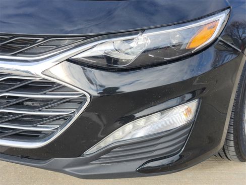 Used 2024 Chevrolet Malibu LT image 11