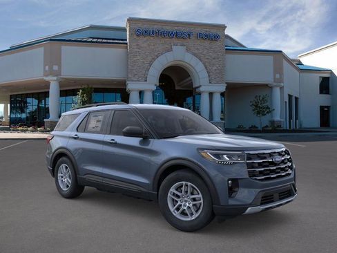 New 2026 Ford Explorer Active w/ Active Comfort Package image 7