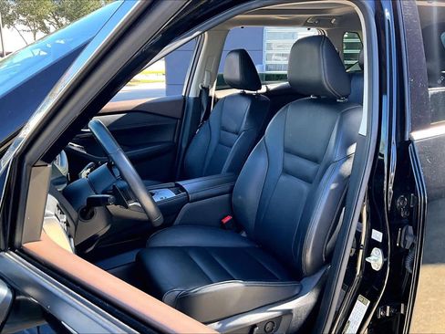 Certified 2023 Nissan Rogue SL w/ SL Premium Package image 8