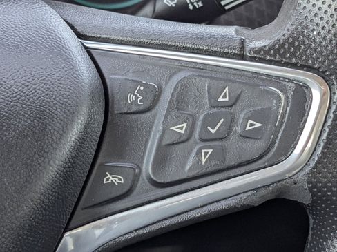 Used 2024 Chevrolet Equinox RS w/ RS Leather Package image 26