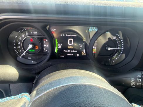 Used 2024 Jeep Wrangler High Altitude AWD/4WD image 11