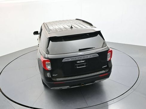 Used 2023 Ford Explorer XLT w/ Equipment Group 202A AWD/4WD image 14
