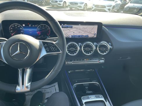 Certified 2025 Mercedes-Benz GLA 250 4MATIC w/ Driver Assistance Package image 30