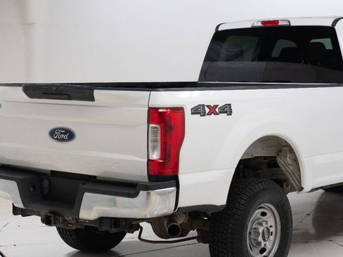 Used 2019 Ford F250 XL w/ Power Equipment Group image 15