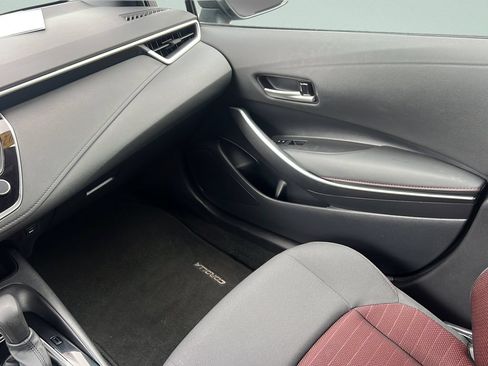 Used 2024 Toyota Corolla SE FWD image 12