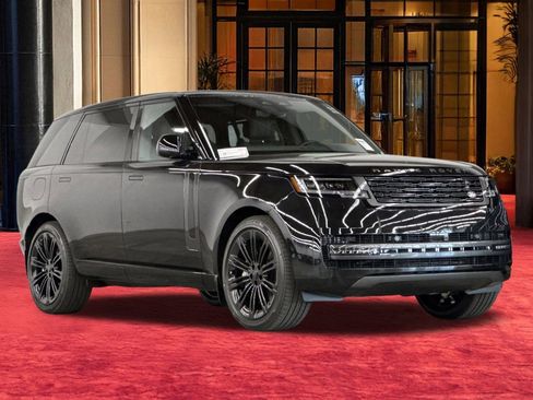 New 2026 Land Rover Range Rover Long Wheelbase SE image 6