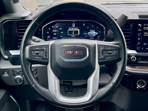Used 2024 GMC Sierra 1500 SLE image 22
