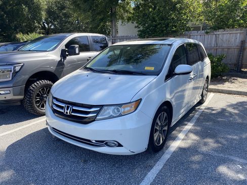 Used 2016 Honda Odyssey Touring Elite image 13