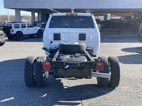 New 2026 RAM 4500 Tradesman w/ Chrome Appearance Group AWD/4WD image 7