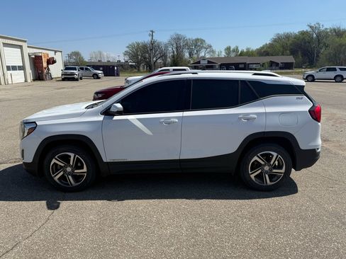 Used 2019 GMC Terrain SLT w/ Preferred Package image 8