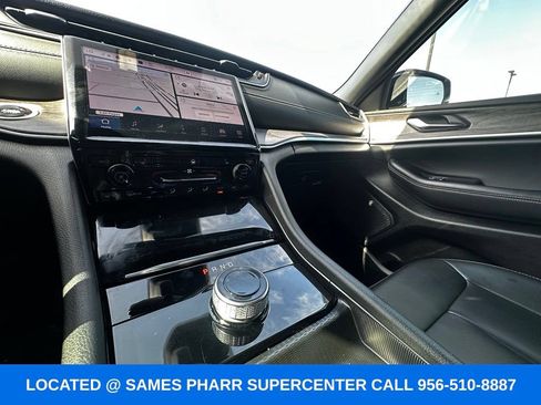 Used 2024 Jeep Grand Cherokee L Limited w/ Black Appearance Package RWD image 14