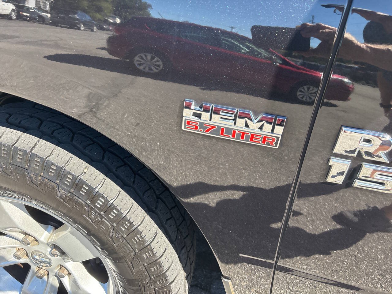 Used 2016 RAM 1500 Classic SLT RWD image 17