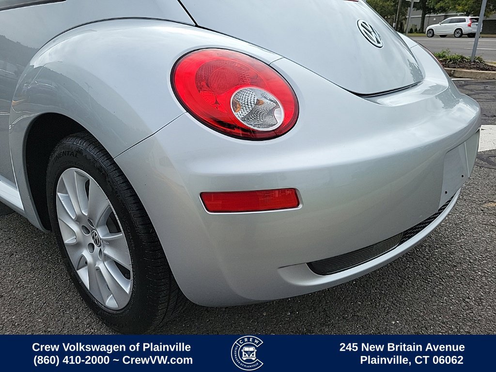 Used 2008 Volkswagen Beetle S FWD image 28