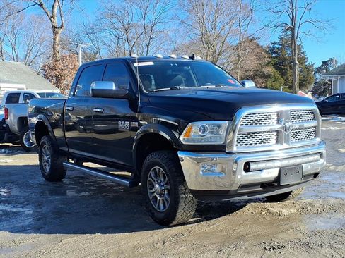 Used 2018 RAM 2500 Laramie w/ Snow Chief Group image 3