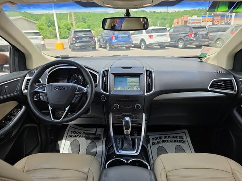 Used 2017 Ford Edge SEL w/ Equipment Group 201A AWD/4WD image 15