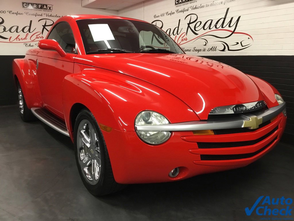 Used 2005 Chevrolet SSR w/ Preferred Equipment Group RWD image 14