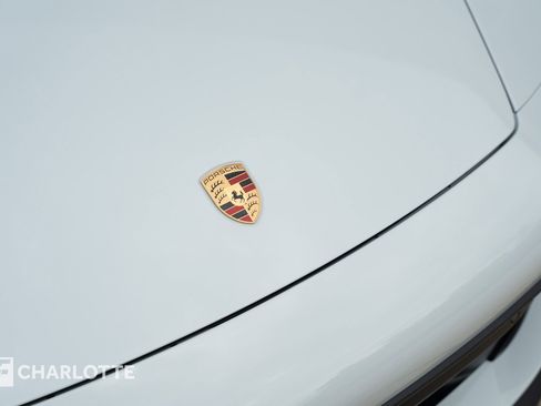 Used 2021 Porsche 911 Carrera S image 3
