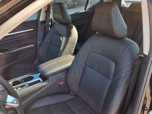 New 2025 Nissan Altima 2.5 SR image 13