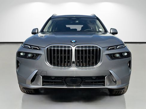 Used 2026 BMW X7 xDrive40i AWD/4WD image 8
