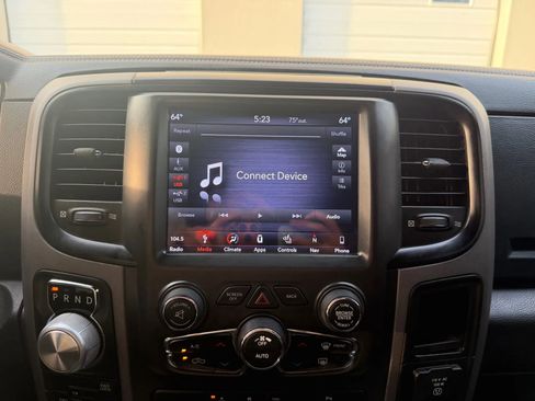 Used 2018 RAM 1500 Rebel w/ Luxury Group image 33